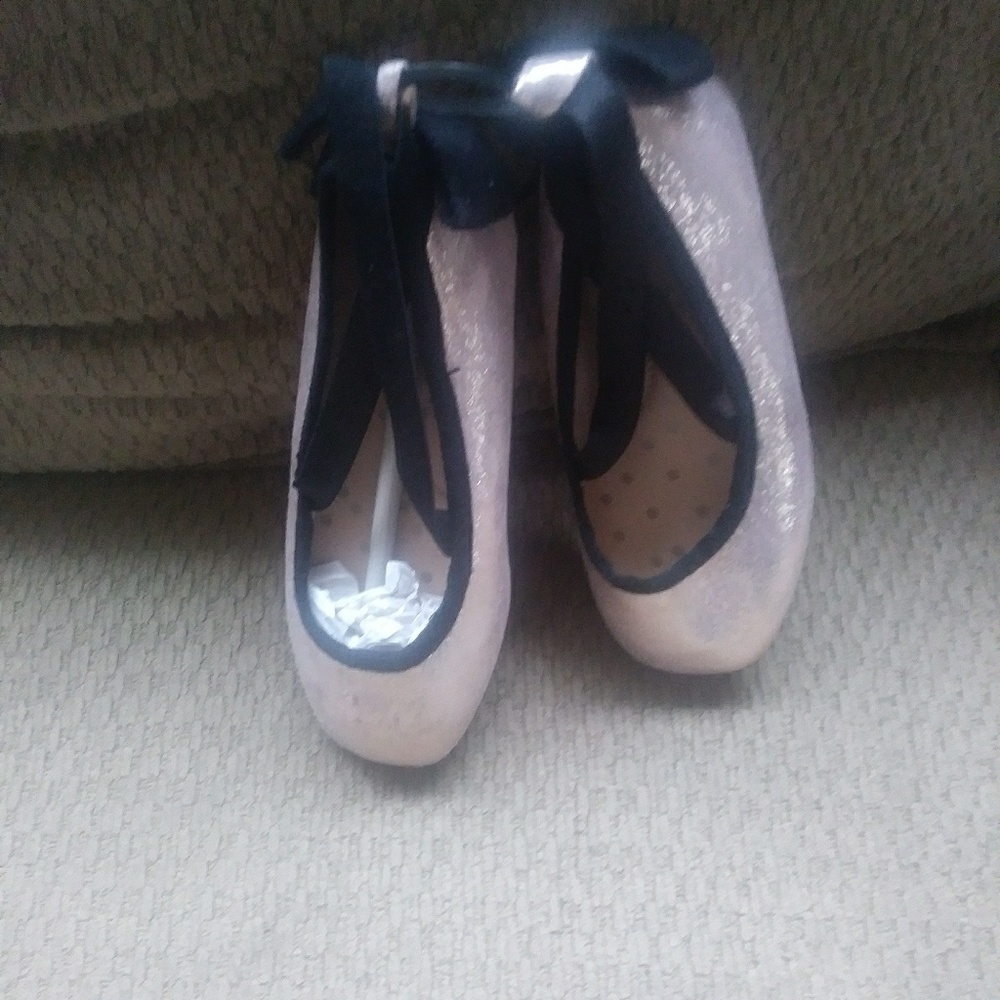 Ballet flats
